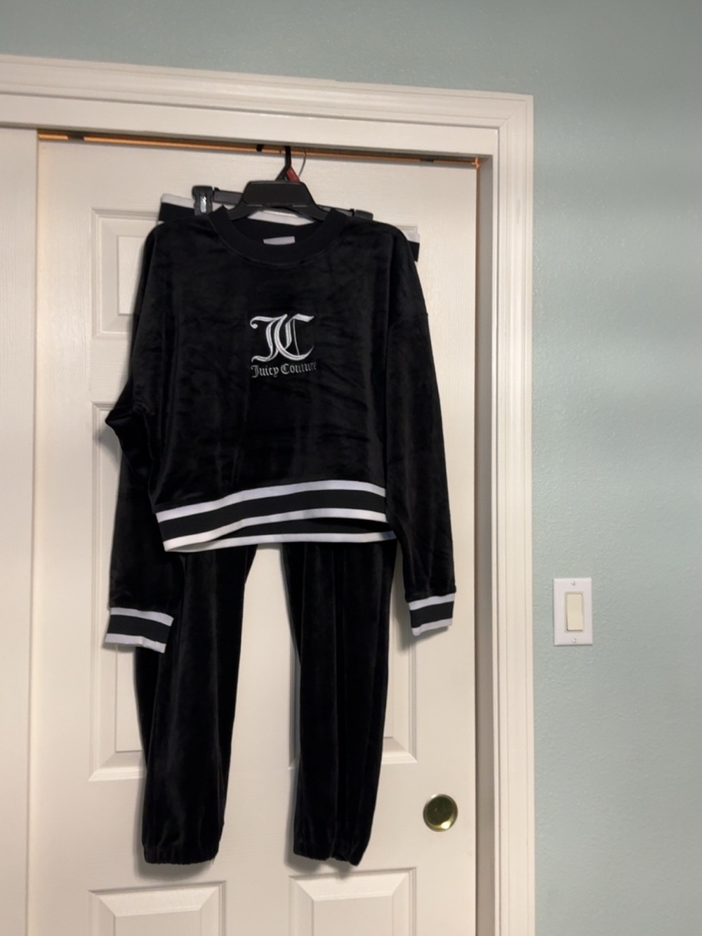 Juicy Couture Black Velour Logo Sweatshirt & Jogger Set XL NWT